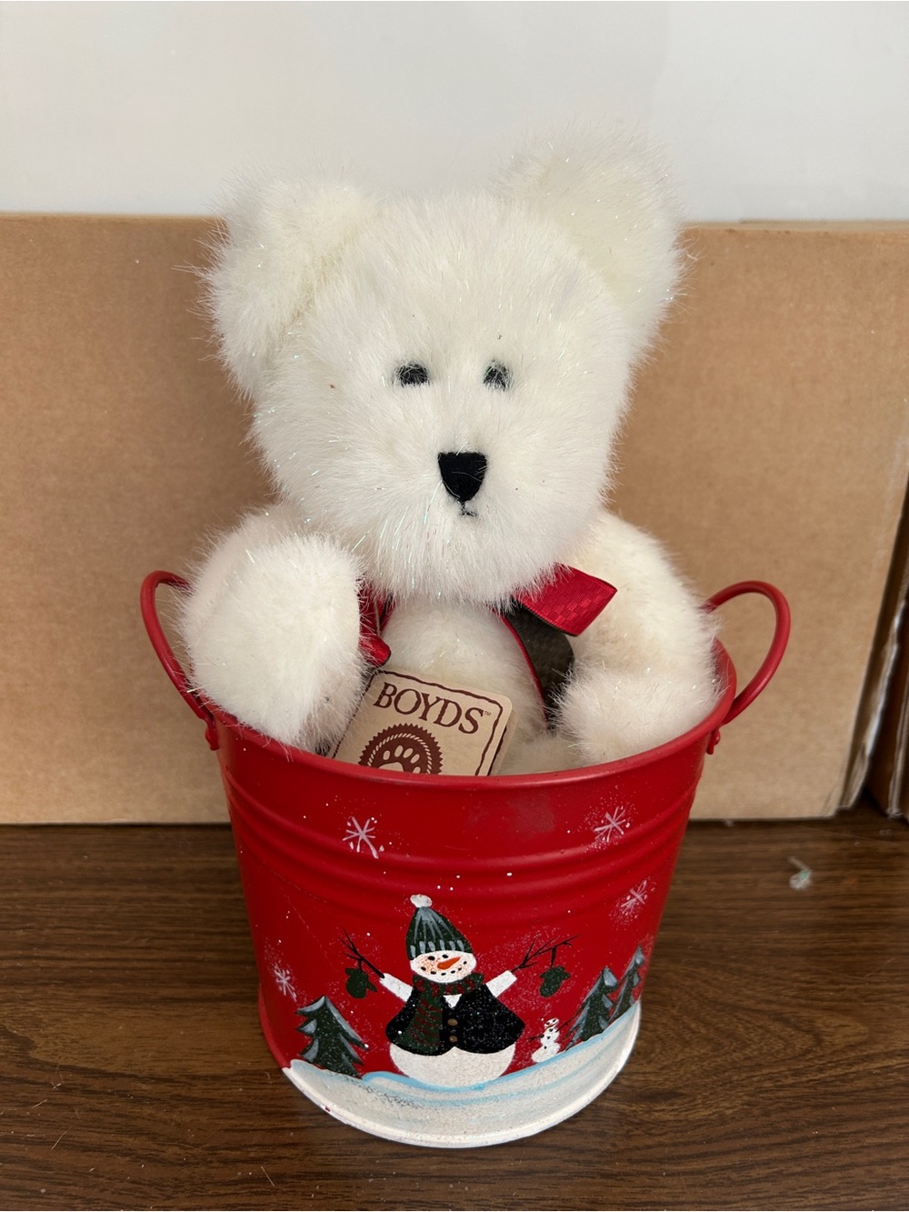 Boyds Bears Sparkle White Teddy Bear in Red Snowman Bucket Christmas Decor